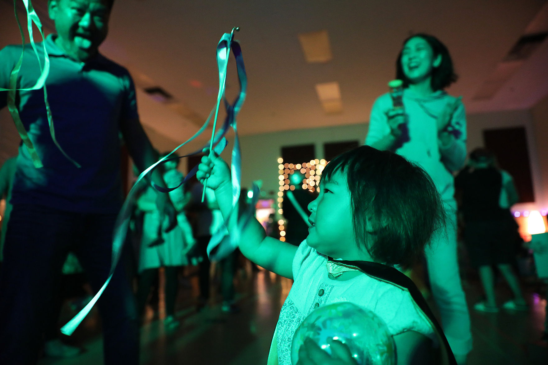 LIFE-BABY-RAVE-DANCEPARTY-4-LA